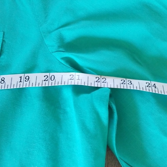 Turquoise LS button front blouse - Picture 4 of 8